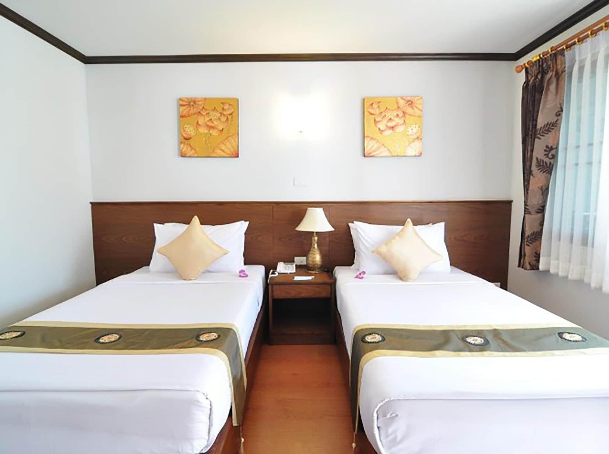 Top North Hotel Чиангмай Екстериор снимка