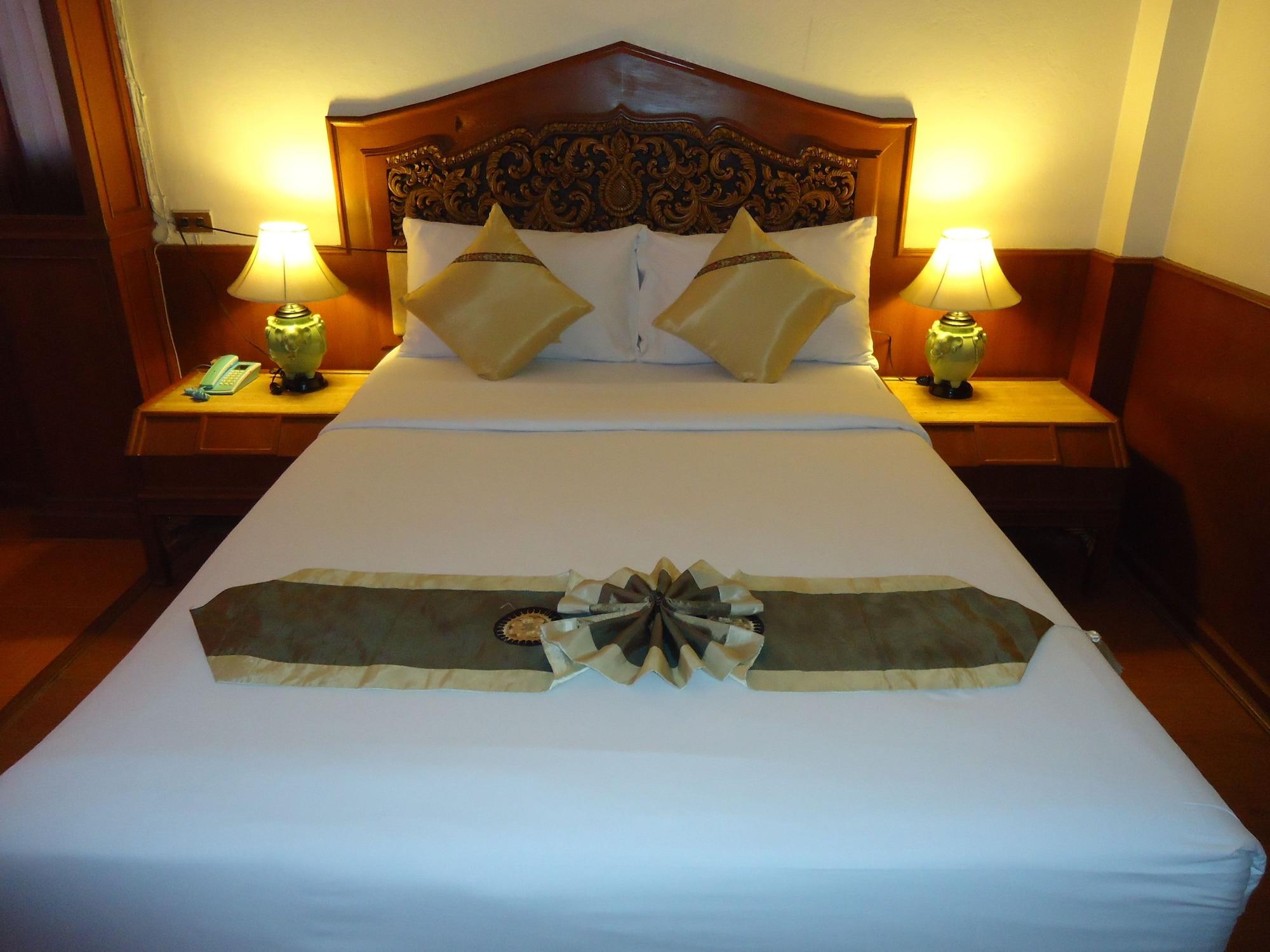 Top North Hotel Чиангмай Екстериор снимка