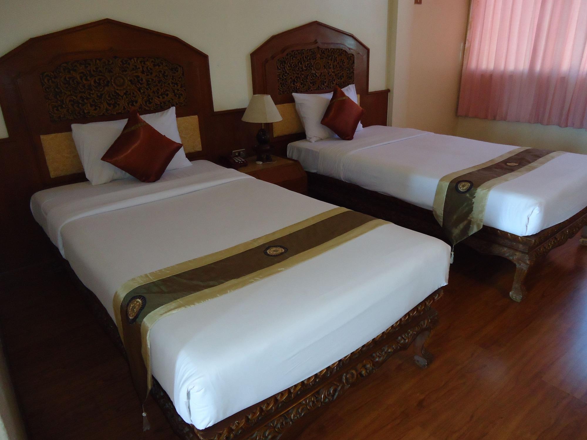 Top North Hotel Чиангмай Екстериор снимка