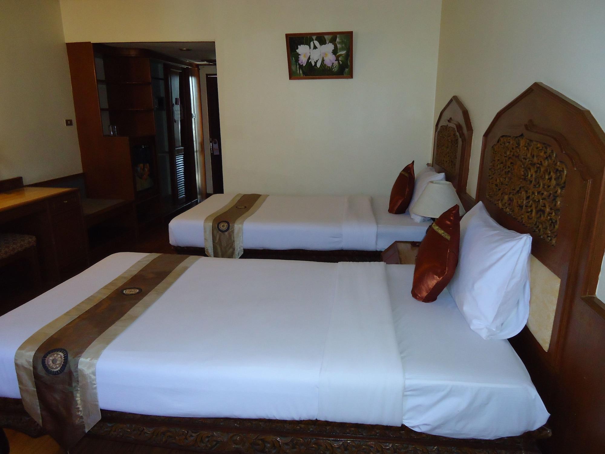 Top North Hotel Чиангмай Екстериор снимка