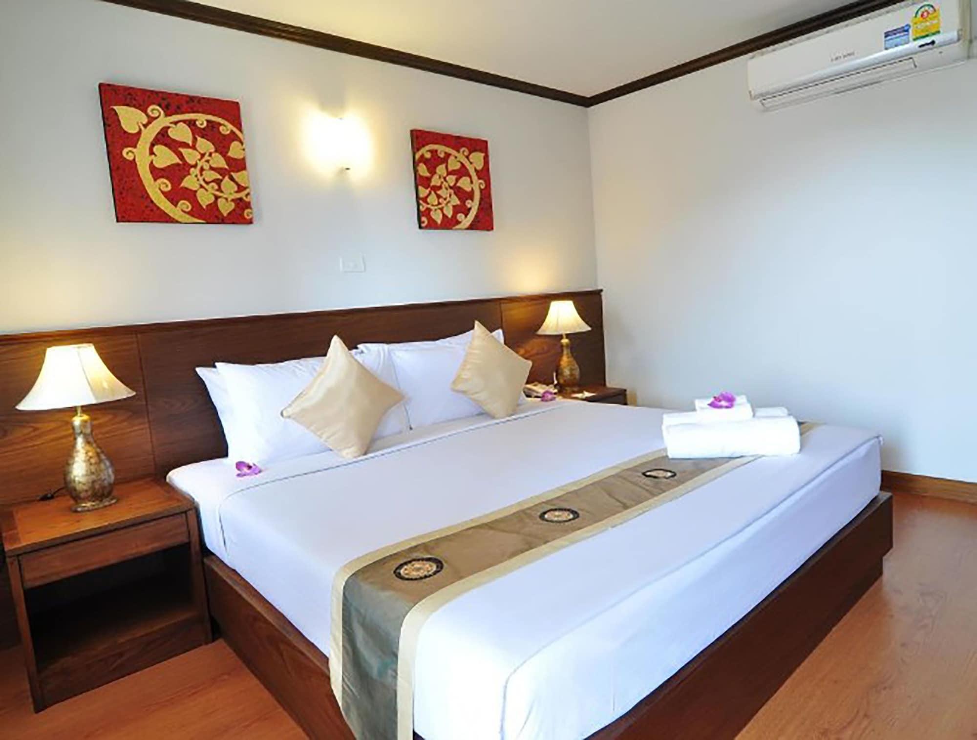 Top North Hotel Чиангмай Екстериор снимка