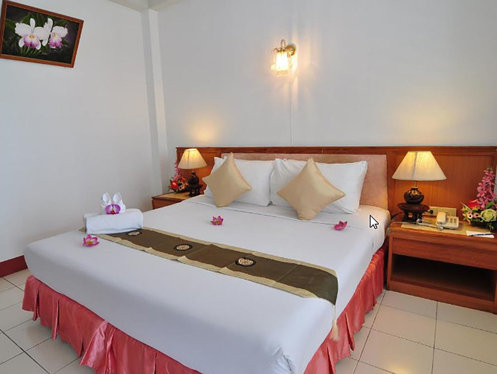 Top North Hotel Чиангмай Екстериор снимка